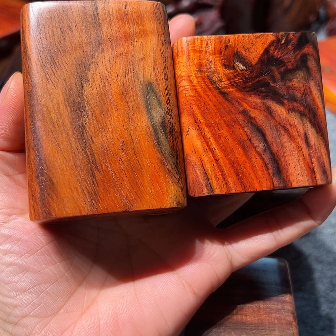 交趾黄檀（大红酸枝）每***情