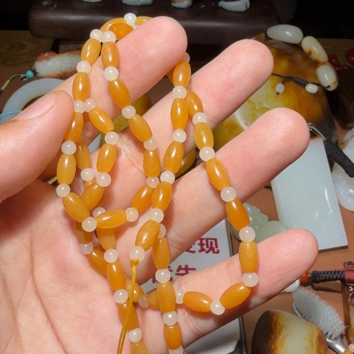 随***扬和田玉未镶嵌颈饰