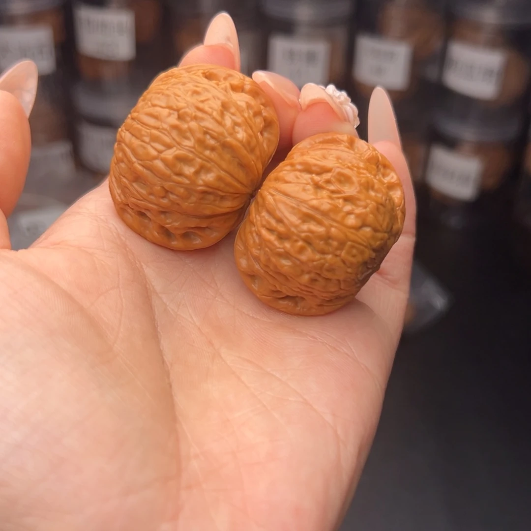 文玩核桃吊坠别****饭铁锤