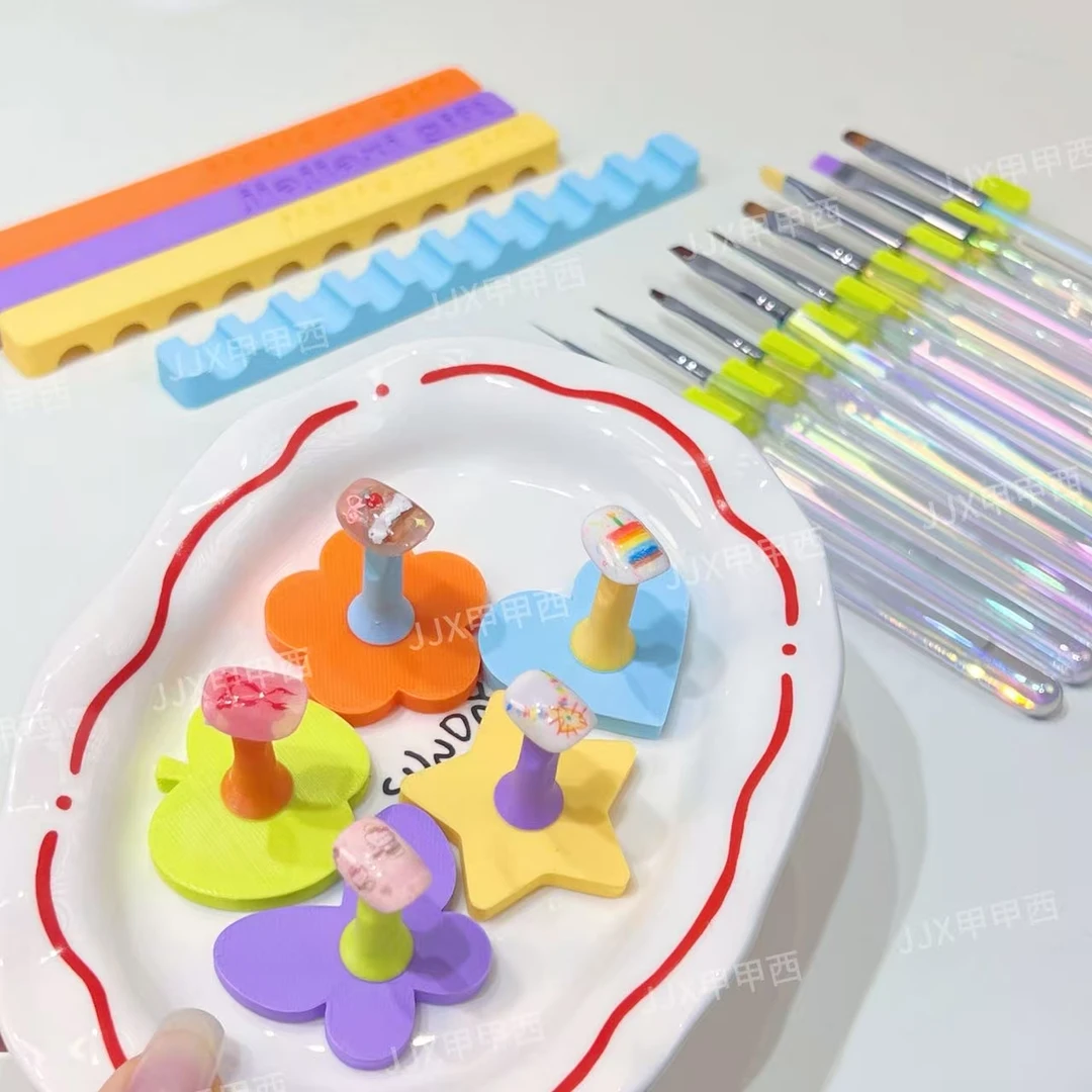 【小熊酱酱周年庆】美甲甲托笔架一体式无磁吸穿戴甲底座甲片固定