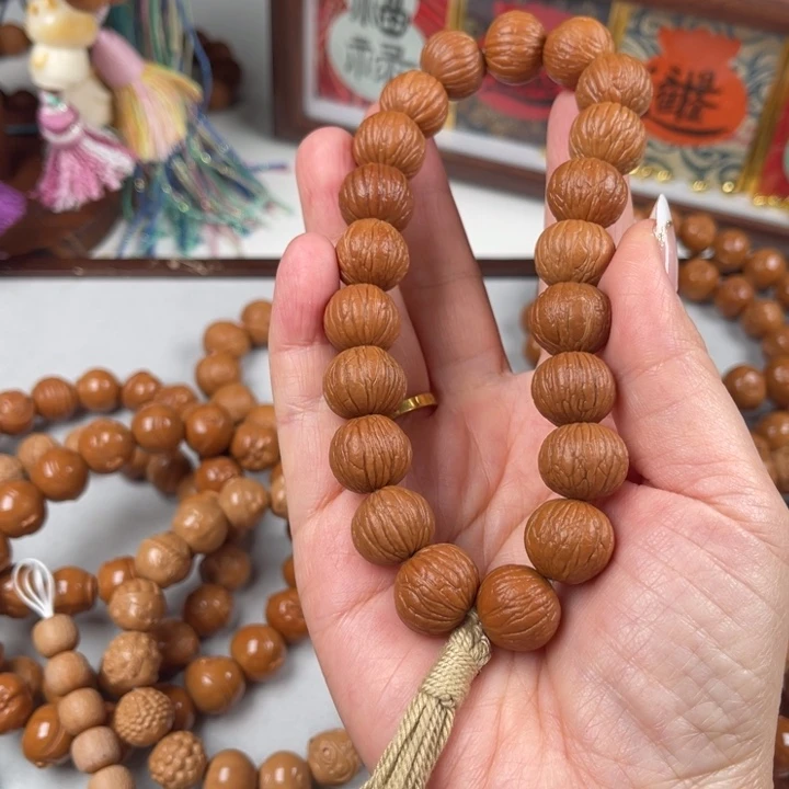 猴头核桃吊坠土豪流苏