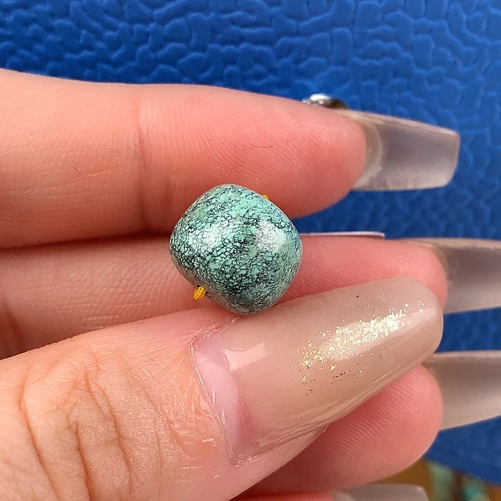 绿松石未镶嵌原矿