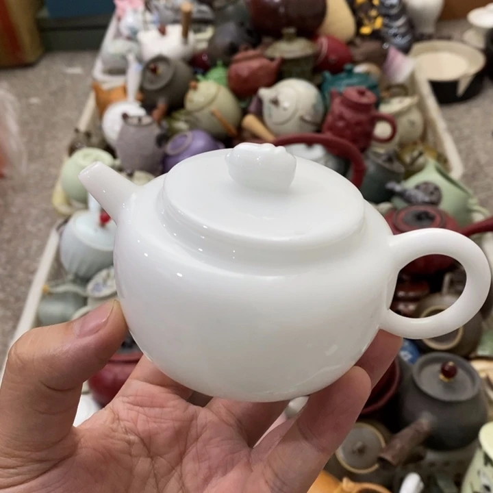 陶瓷艺术品及陶瓷壶及陶瓷