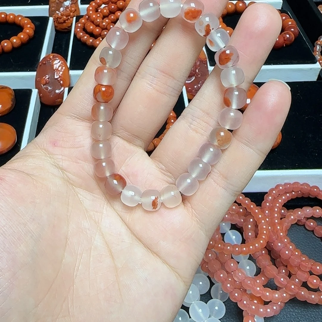 南红玛瑙未镶嵌手链