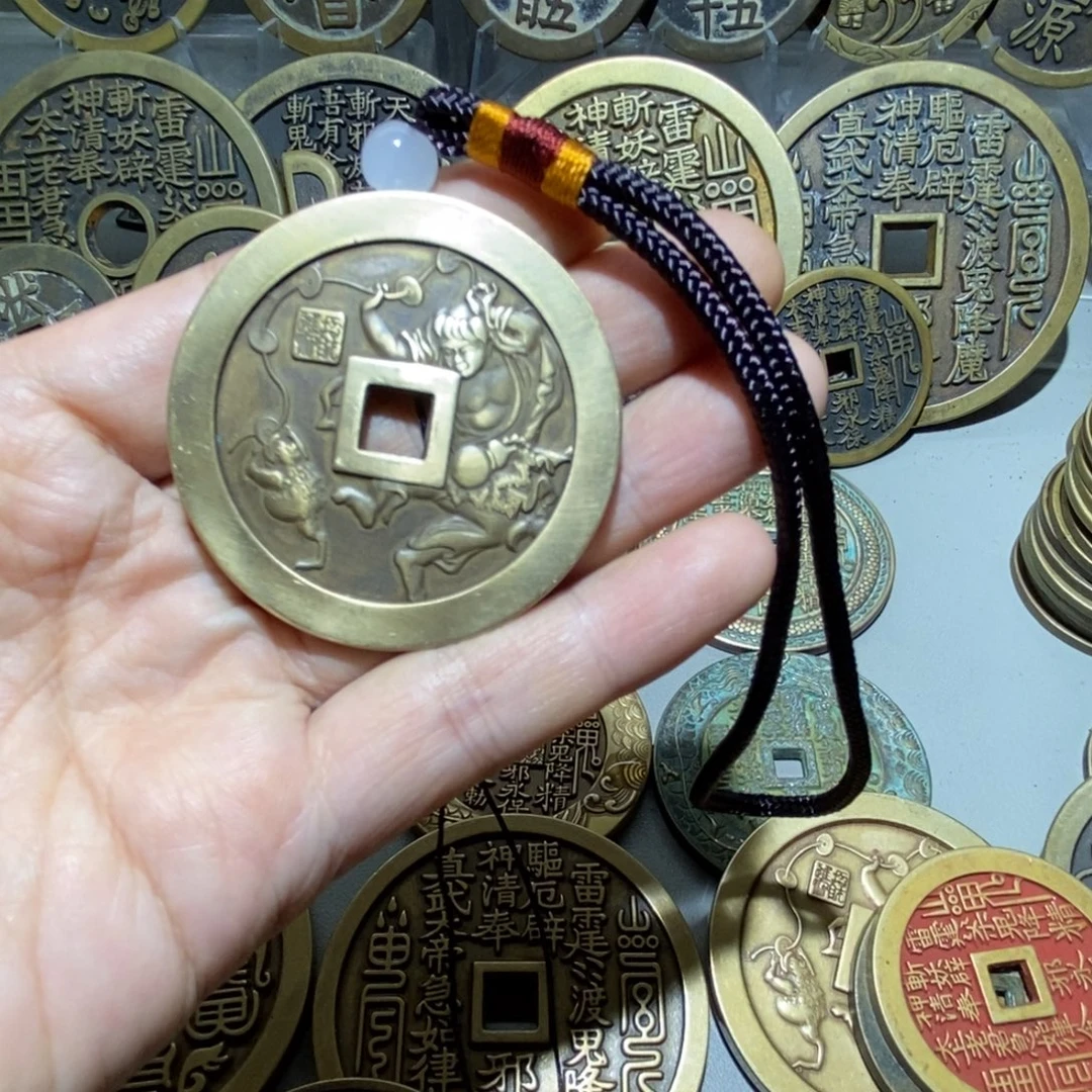 诸***相铜一物一拍现代工艺品
