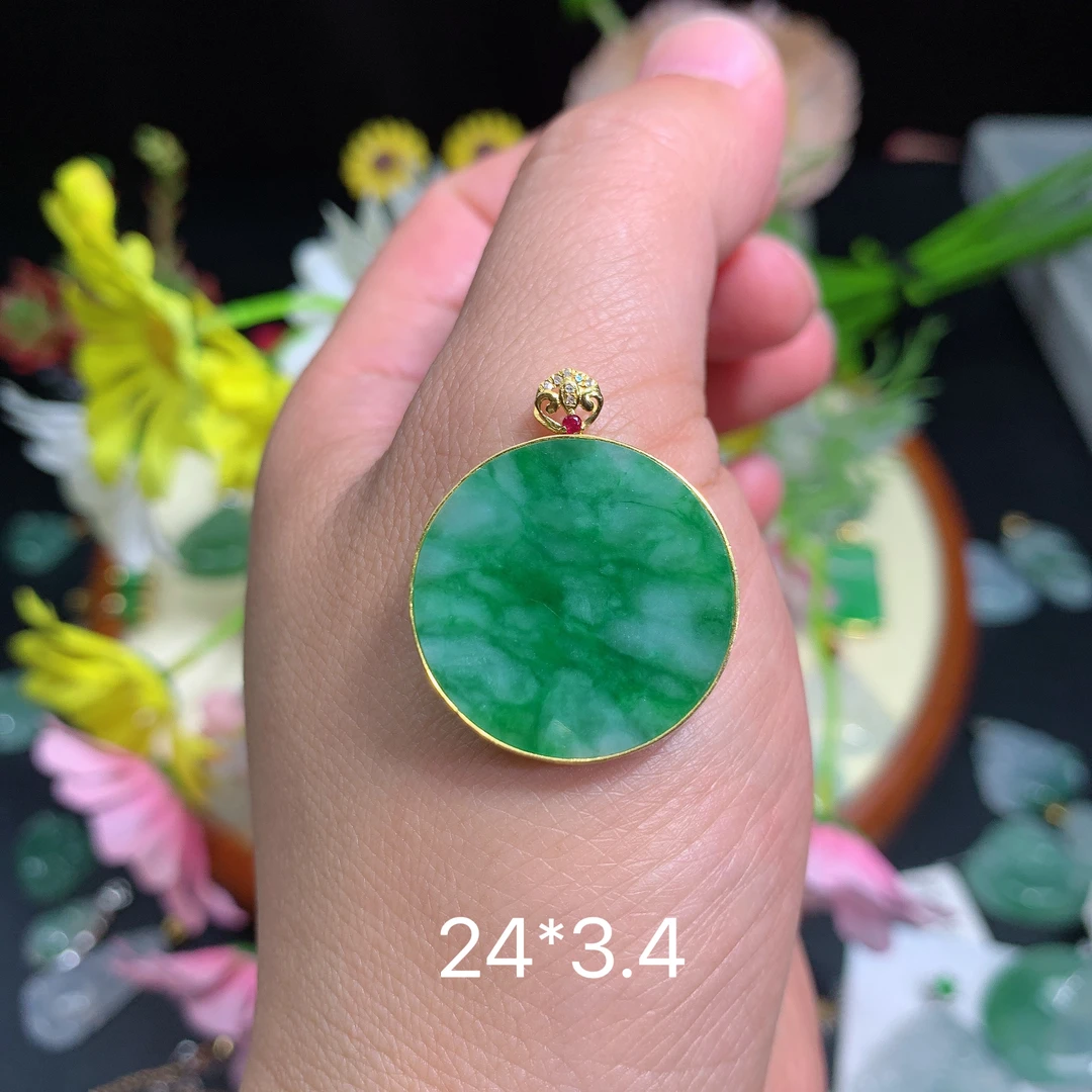 缅甸翡翠A货冰种飘绿无事牌M挂件水润百搭精冰精气质妈妈精美百搭