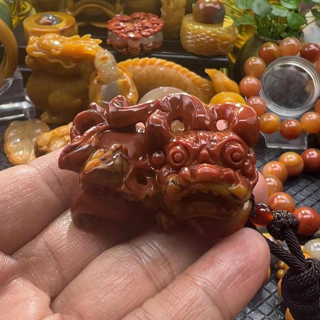 石英质玉未镶嵌颈饰
