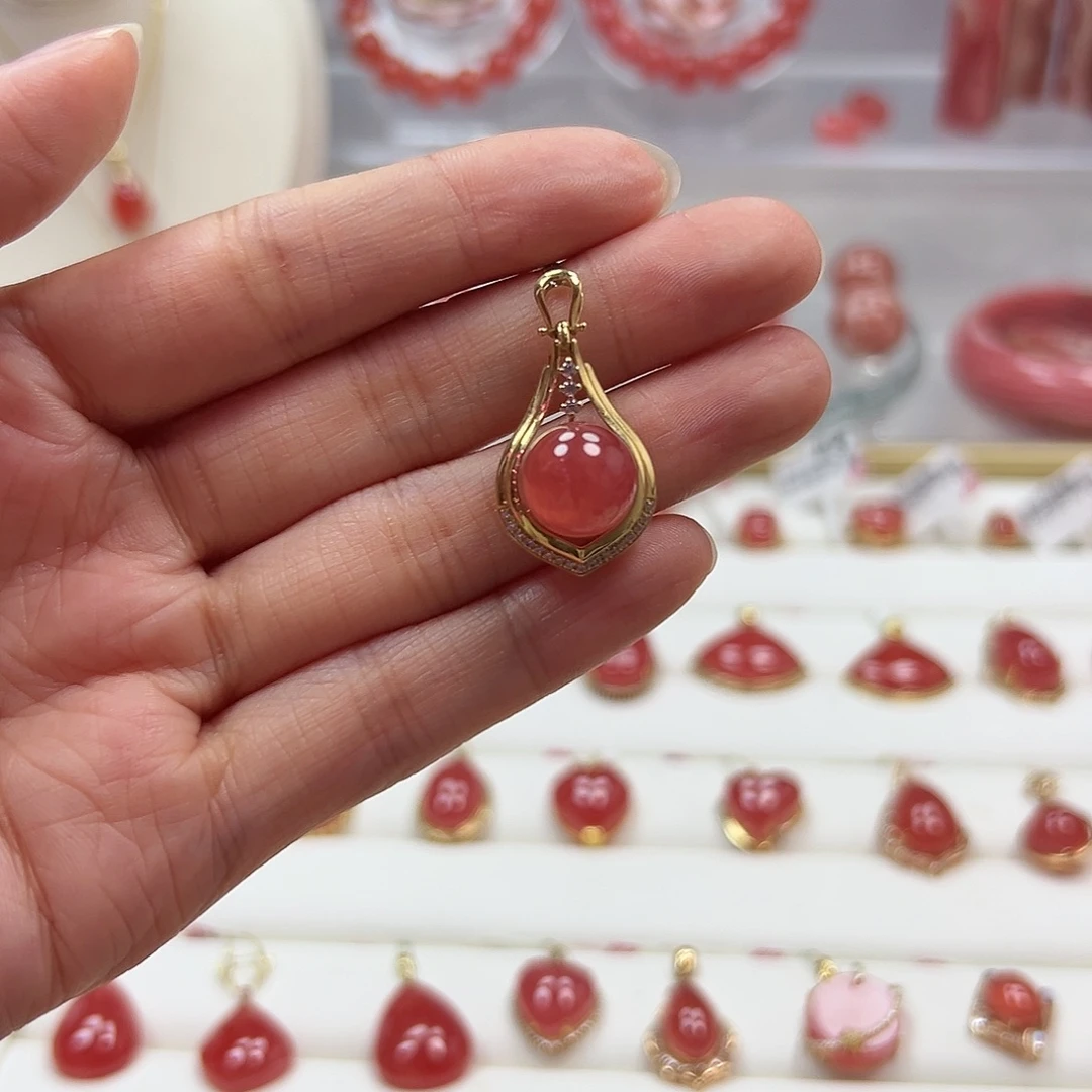 菱锰矿（红纹石）18K金镶嵌吊坠(不含链)