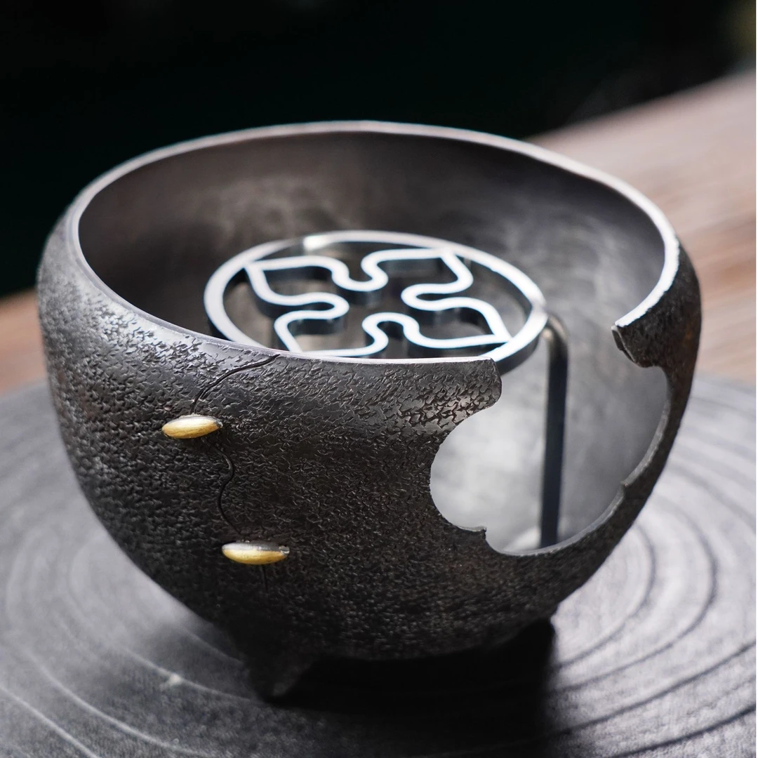 茶诵-锔钉三足手工锻打紫铜风炉茶炉