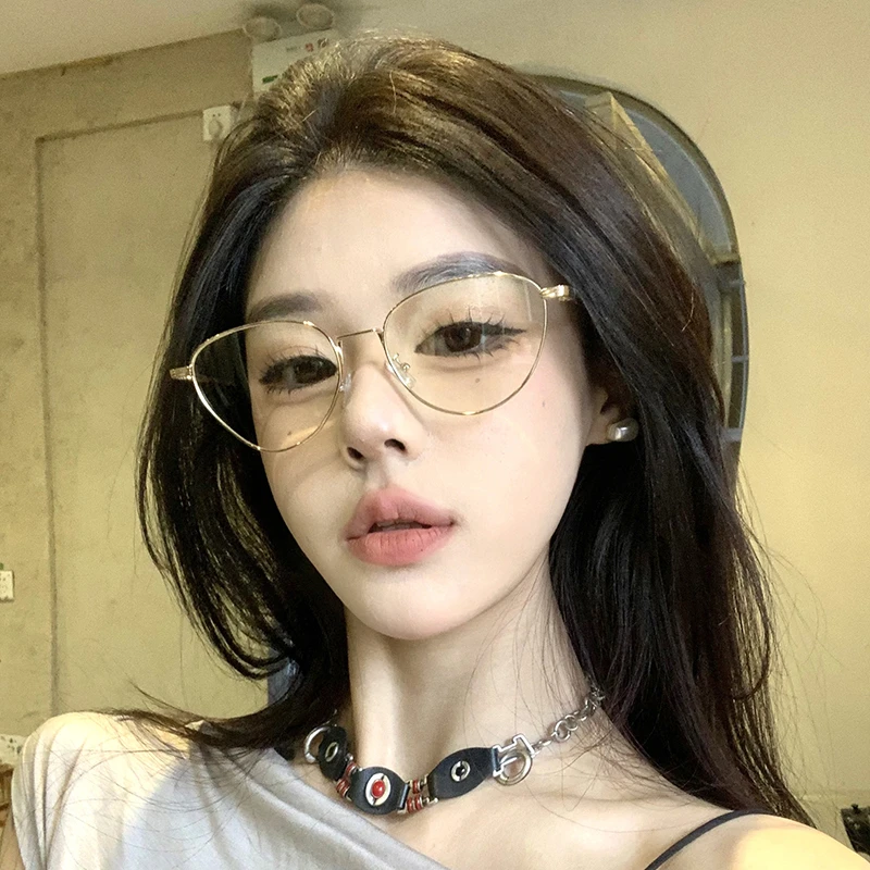 2024年秋冬新款日系纯欲超轻眼镜女近视可配度数金丝边猫眼防蓝光