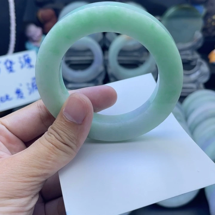 定制翡翠手镯未镶嵌