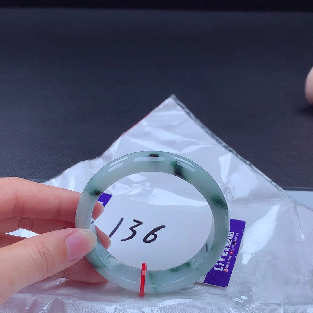 翡翠手镯未镶嵌手镯600019