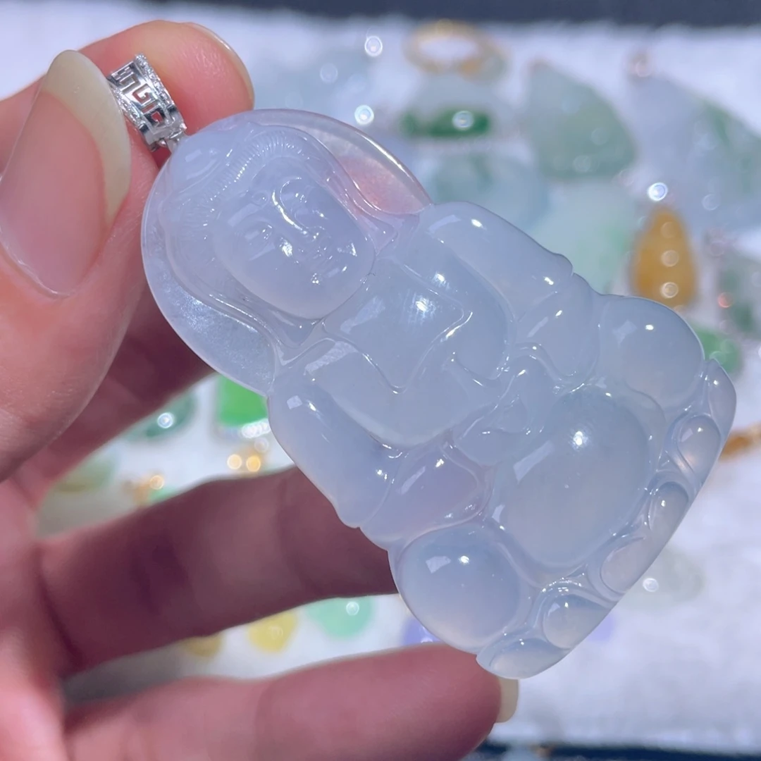 翡翠18K金镶嵌颈饰翡翠