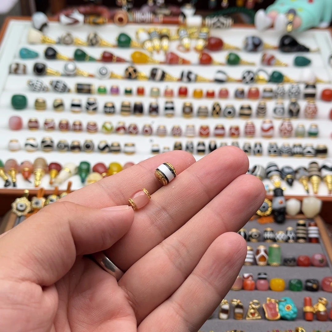 李***昊玛瑙/玉髓未镶嵌单珠