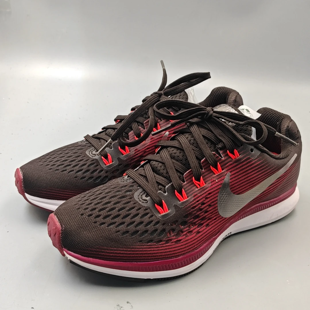 90新 maje 38码240 飞马34跑鞋 正品二手 不含查验费 红银