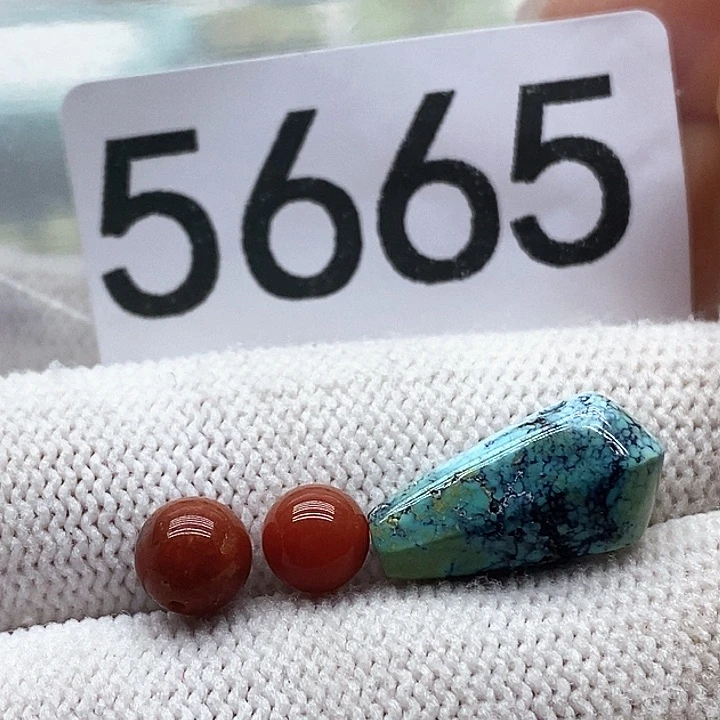 南红玛瑙未镶嵌颈饰