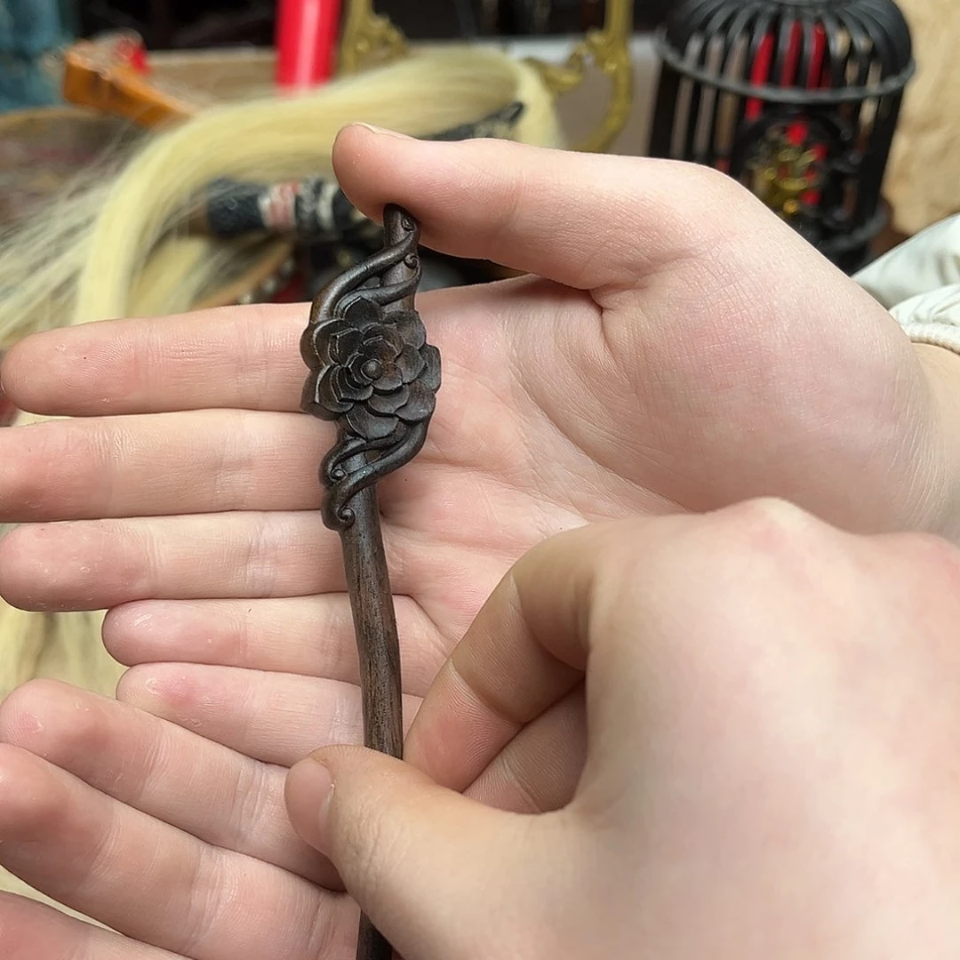 大叶紫檀（黑酸枝木类）