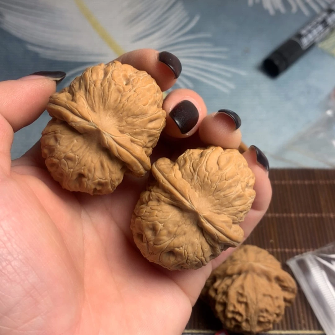 【闪购商品】文玩核桃吊坠冰*啡元宝