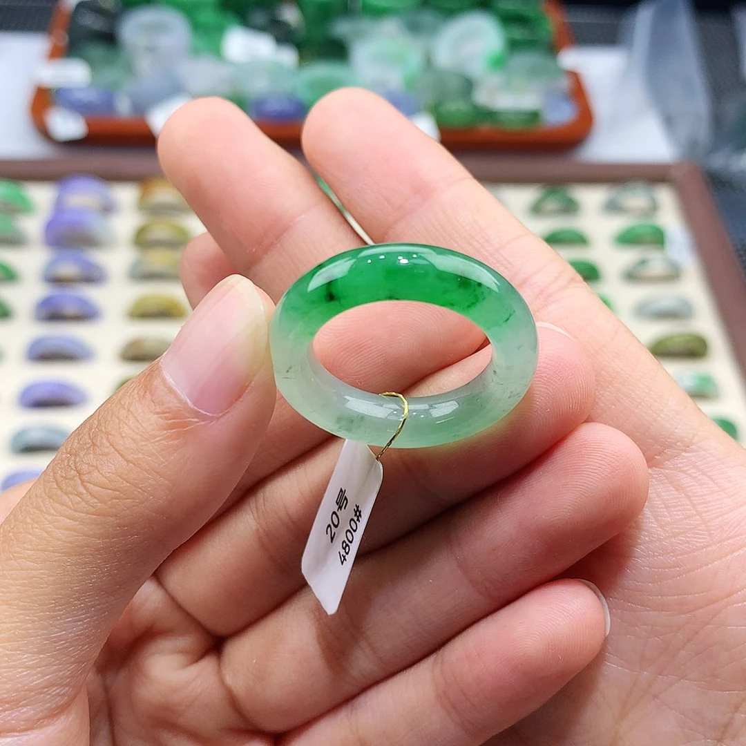 翡翠戒指未镶嵌20号