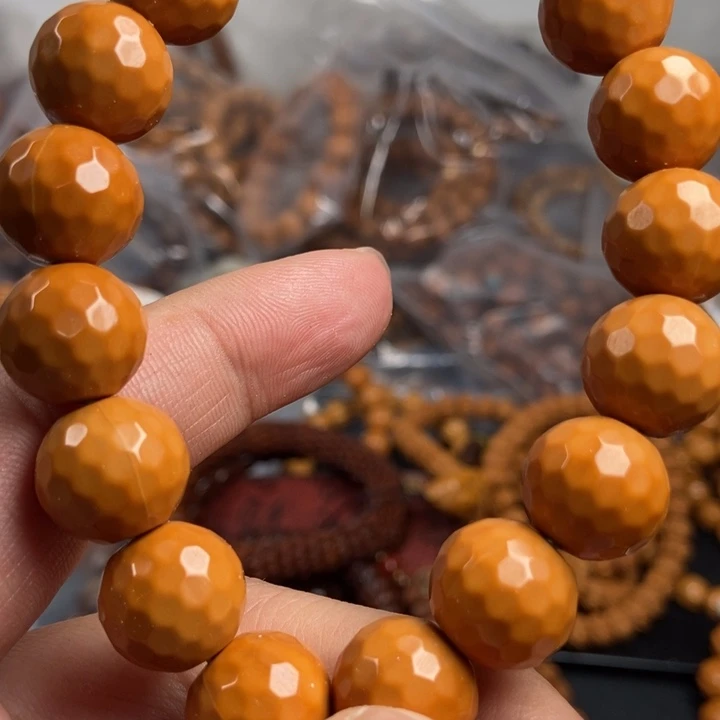 猴头核桃吊坠今天