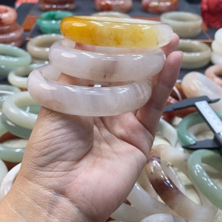 *****石英质玉钛钢珠宝奇石