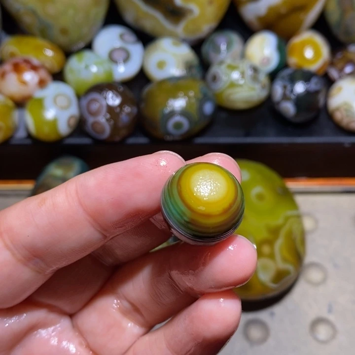 未镶嵌玛瑙/玉髓珠宝奇石用****0