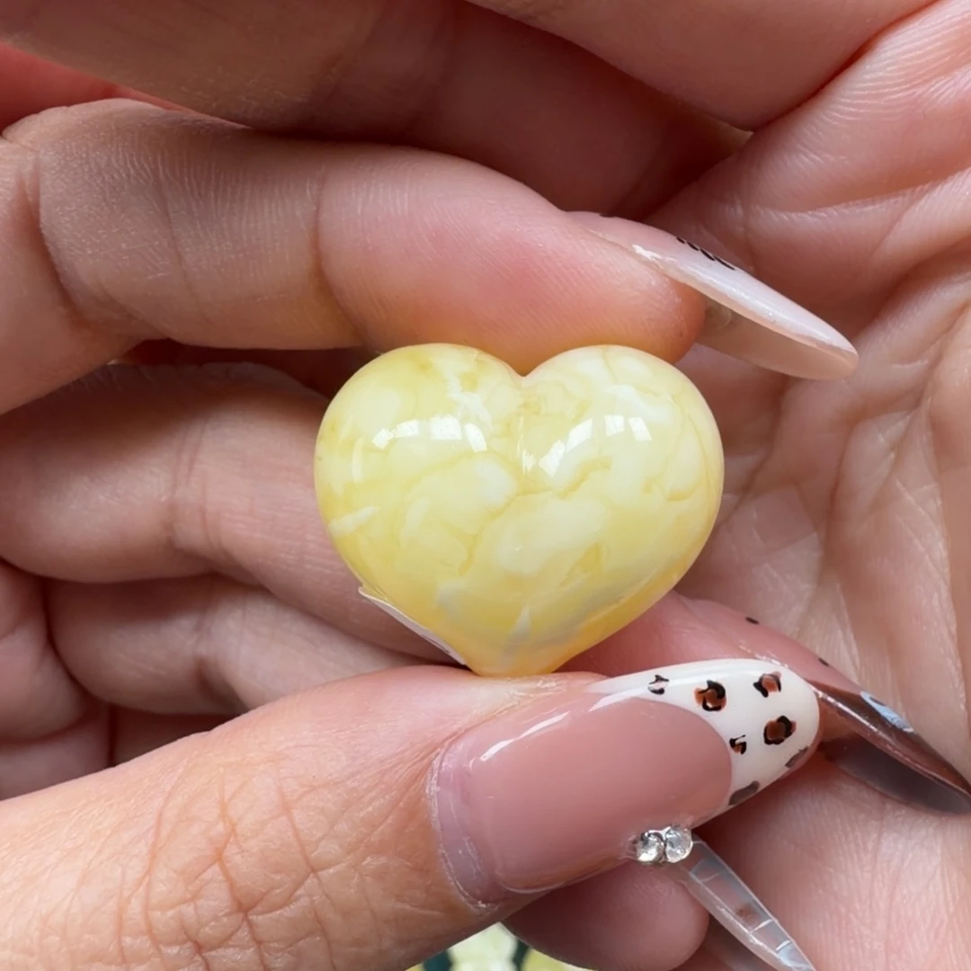 琥珀未镶嵌裸石蜜蜡