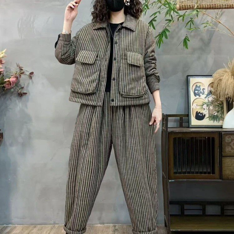 中年妈妈竖条纹加棉加厚秋冬保暖棉服时尚洋气休闲外套宽松两件套