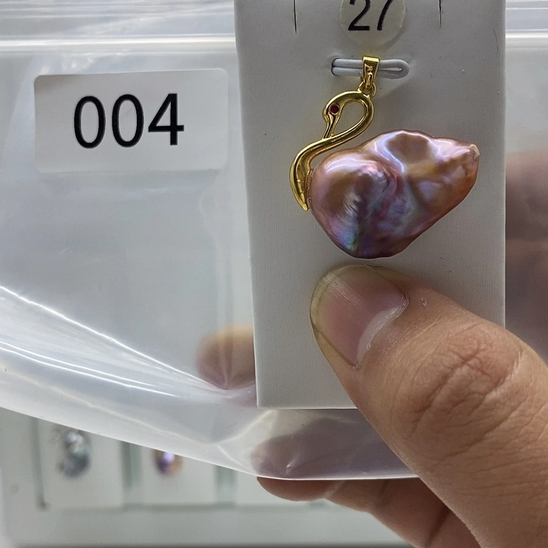 合金………..淡水珍珠