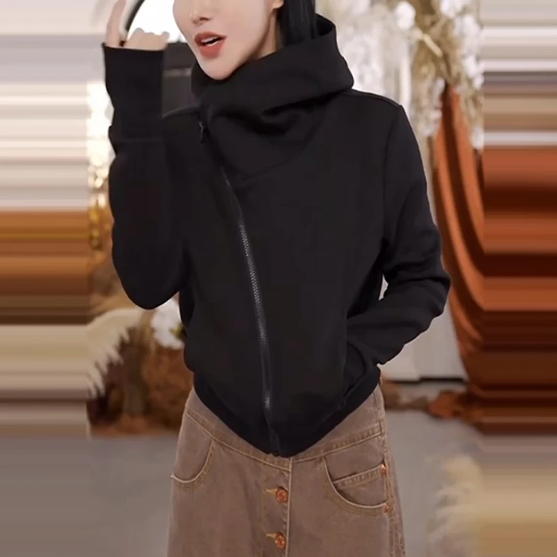 高级感斜拉链连帽长袖卫衣外套女装早秋季新款显瘦短款黑色上衣