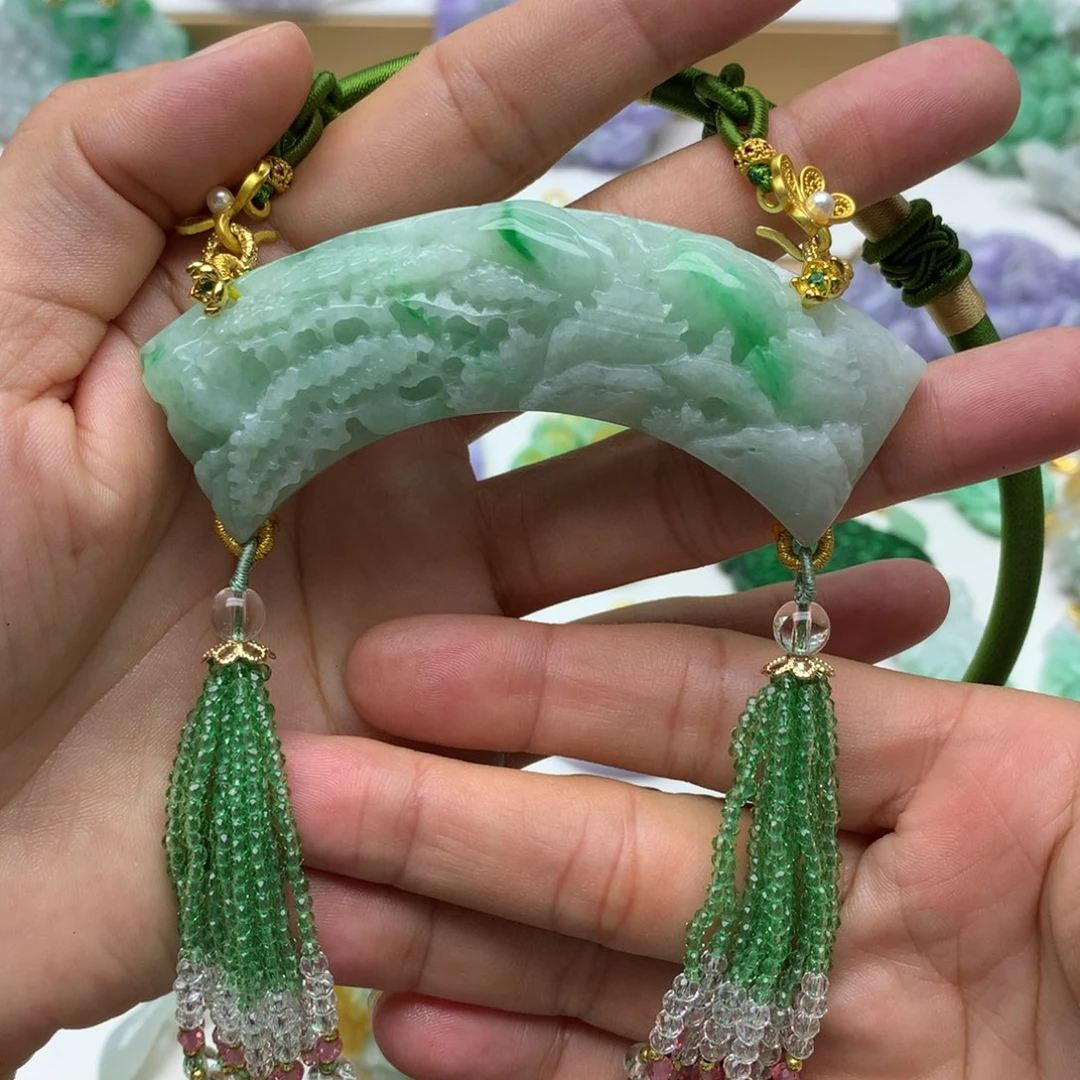 翡翠未镶嵌颈饰翡翠