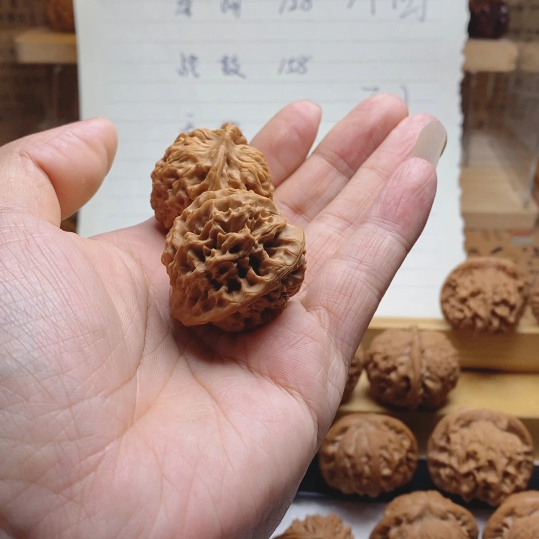 给***名全品秦闷不退不换