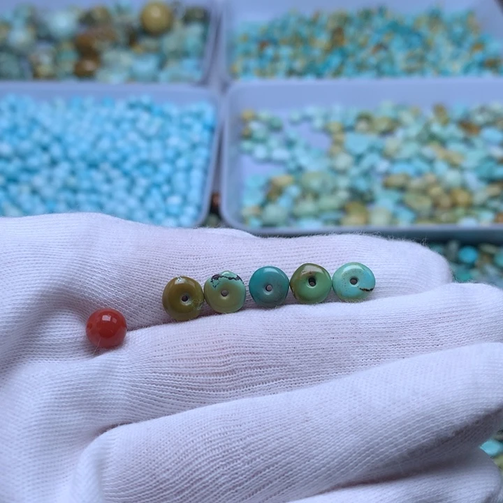 南红玛瑙未镶嵌珠宝奇石