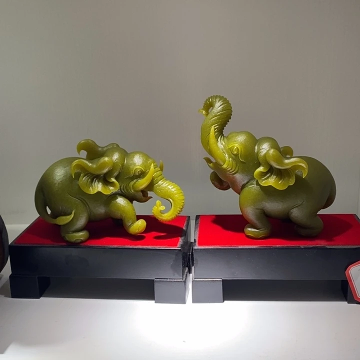 未镶嵌蛇纹石玉(覆膜)珠宝奇石