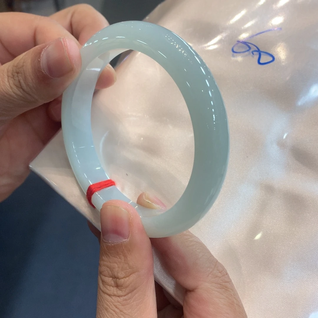 翡翠未镶嵌手镯手镯