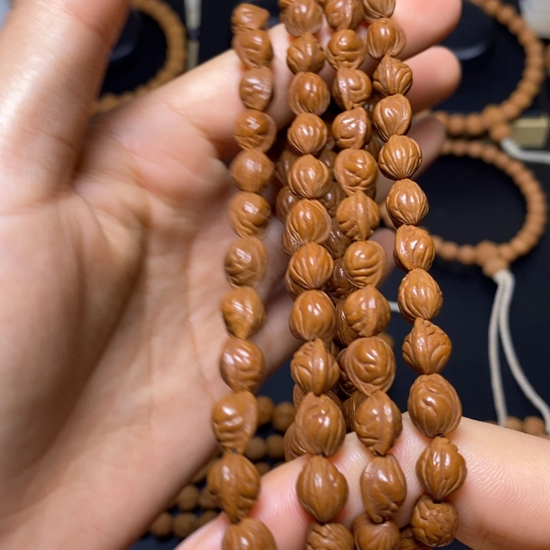 S***Q手串桃核秦岭文玩桃核脖挂