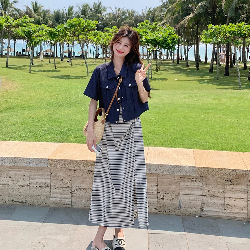 设计感条纹吊带连衣裙外搭牛仔短款上衣气质名媛时尚套装裙两件套