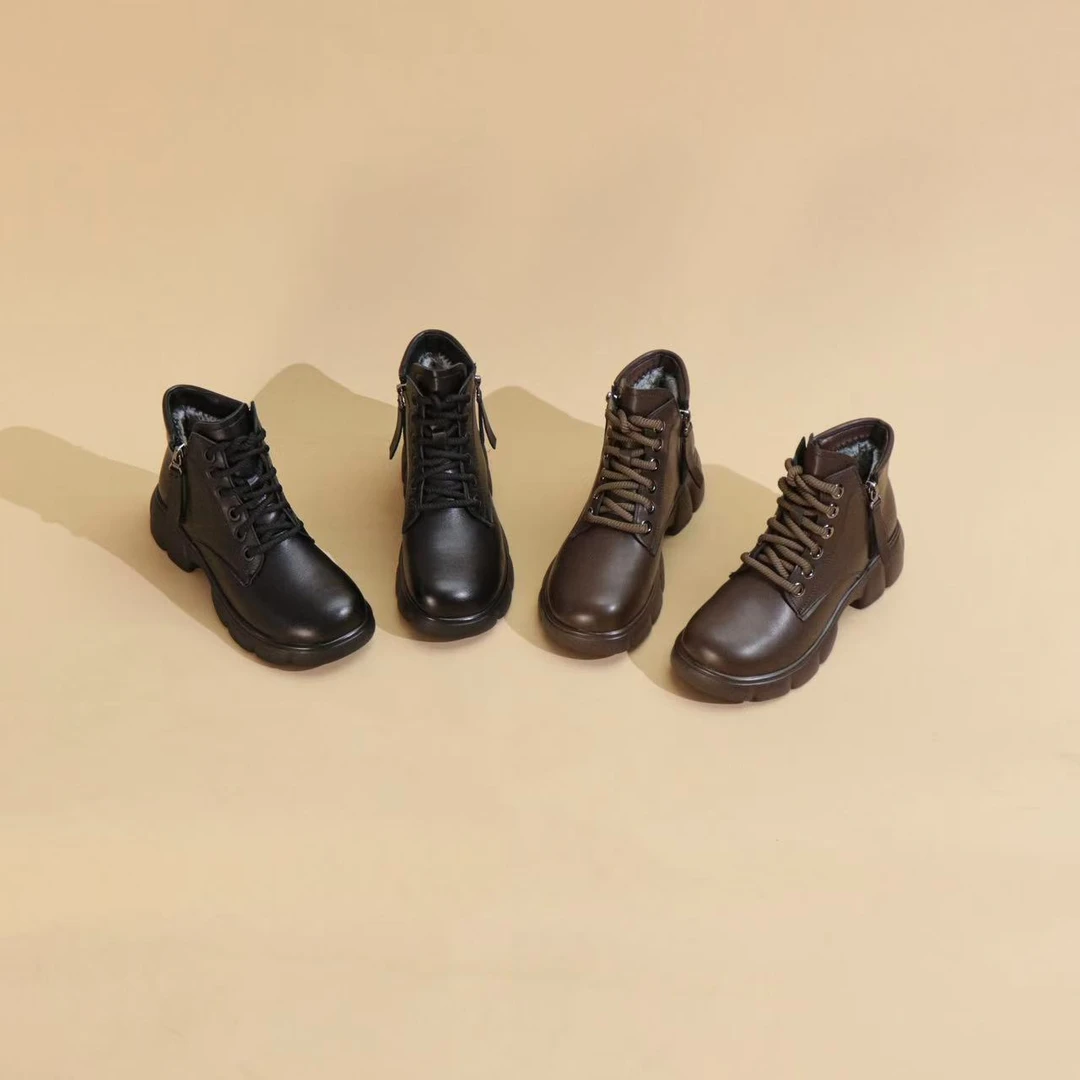 时尚英伦风加绒马丁靴女秋冬复古厚底短靴