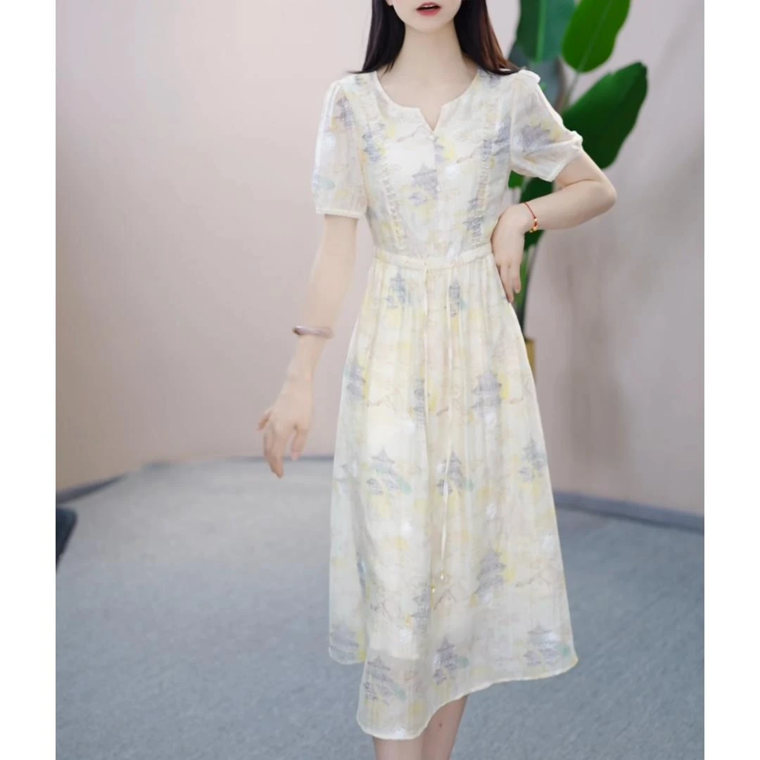 轻奢优雅减龄印花连衣裙女夏2025新款小个子收腰显瘦别致漂亮裙子