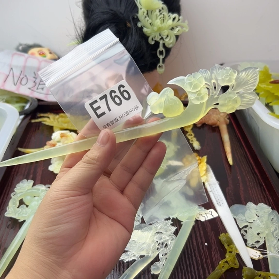 汐***岚蛇纹石玉合金发饰