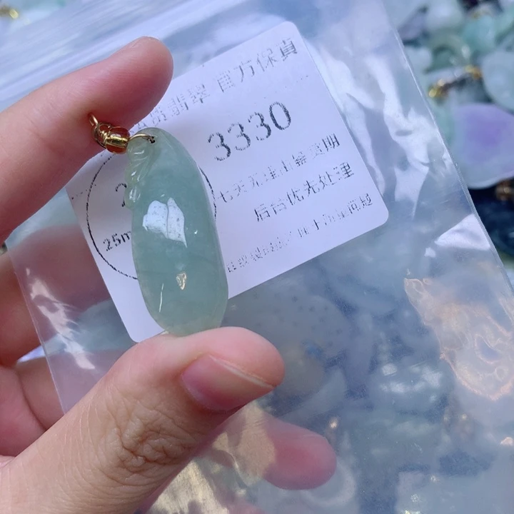 翡翠未镶嵌吊坠(不含链)
