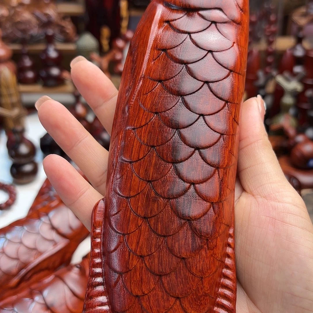 彭***晏木东非小叶紫檀金龙鱼