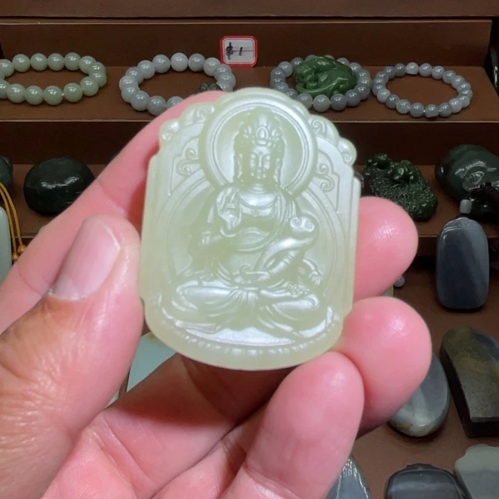 和田玉未镶嵌手串