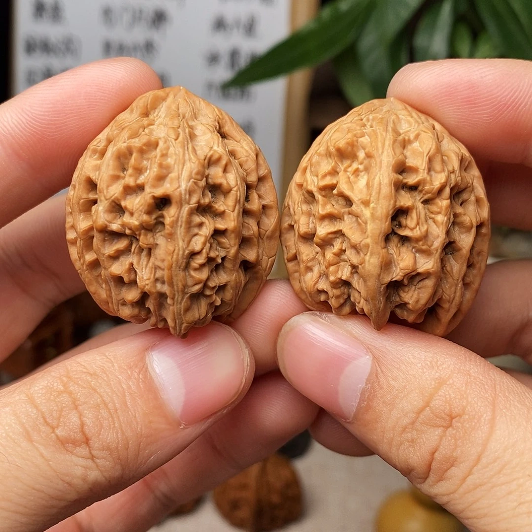 吊坠文玩核桃野马川