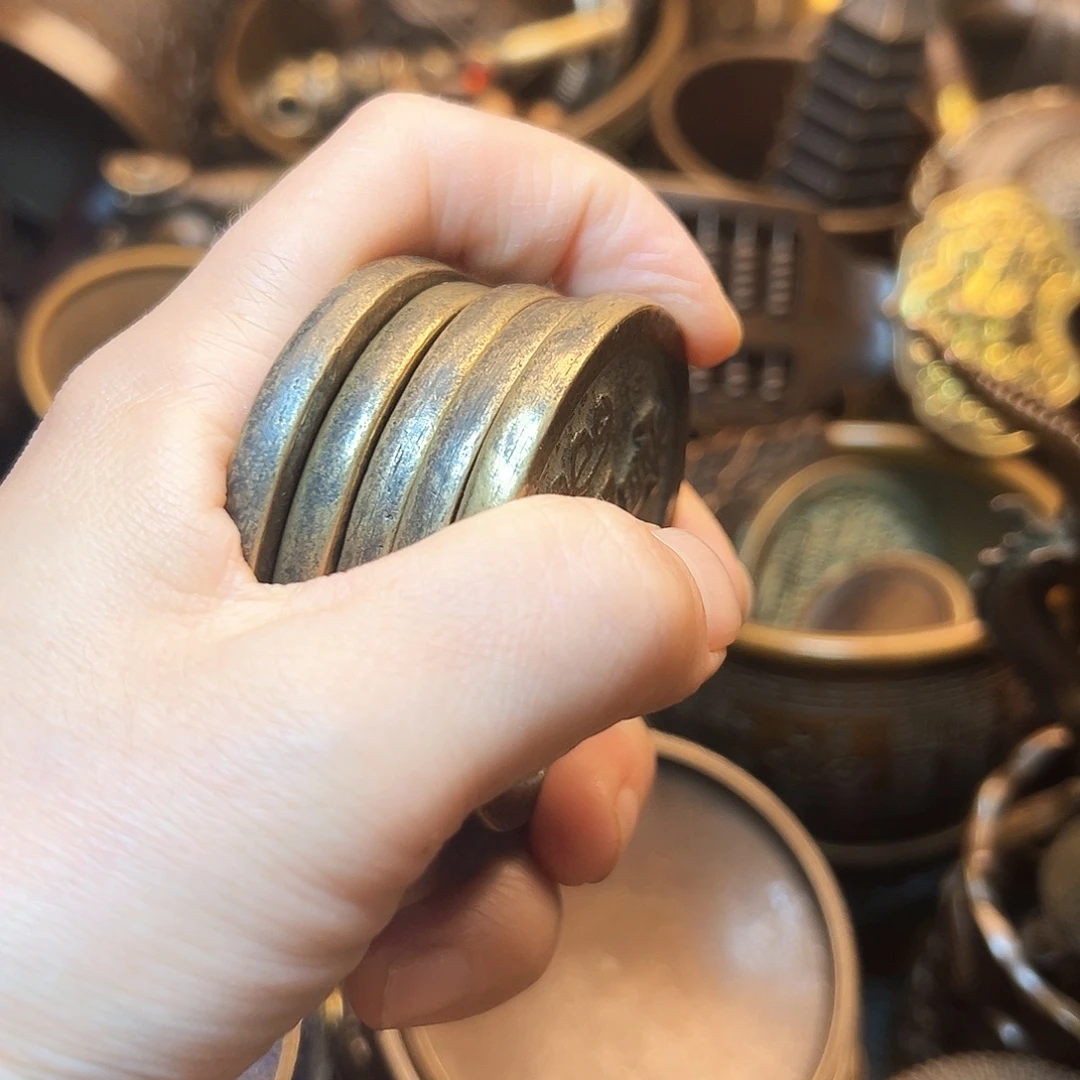 精美铜器工艺品等