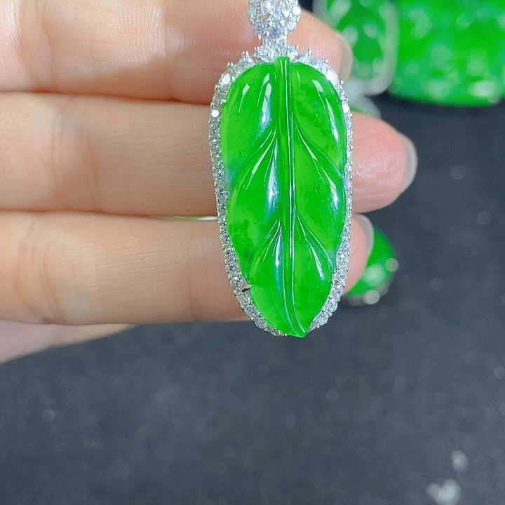 翡翠银S925镶嵌吊坠(不含链)