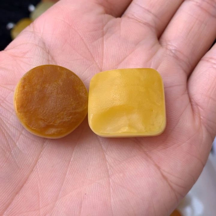 指***球猴头核桃吊坠原皮切牌