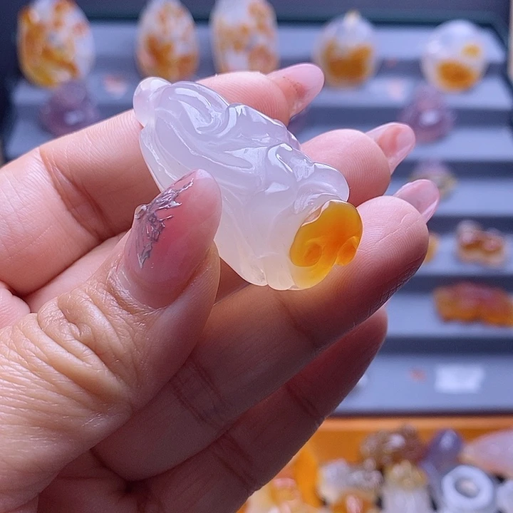 玛瑙/玉髓颈饰未镶嵌