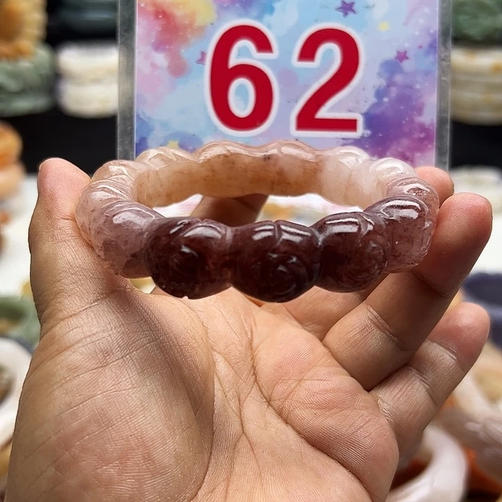 未镶嵌手镯石英岩玉