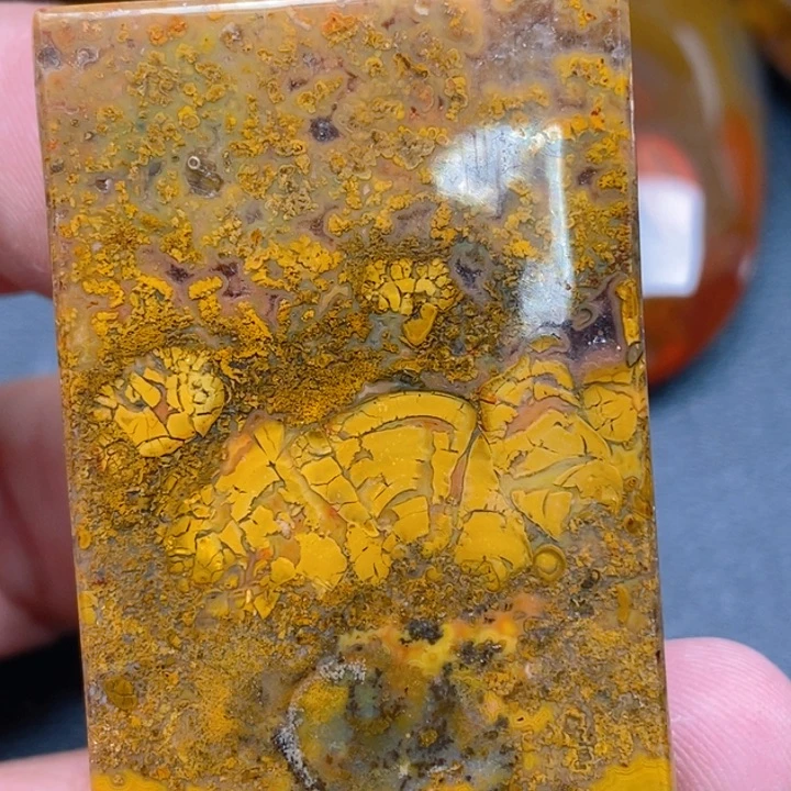 玛瑙/玉髓颈饰未镶嵌匡**义